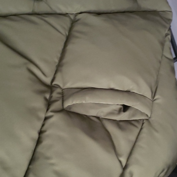 Women Blank NYC Matcha Latte Vest - Picture 7 of 9